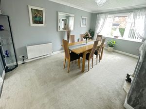 Dining- click for photo gallery